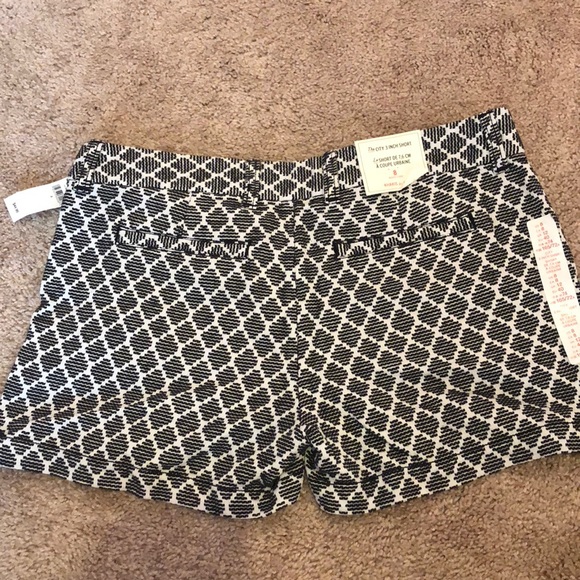 Gap Shorts NWOT Sz 8 - Picture 4 of 7